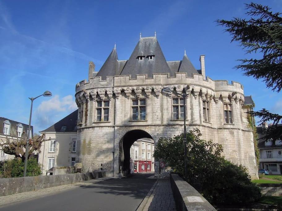 Gite Troglodyte Les Iris Villiers-sur-Loir Exterior photo