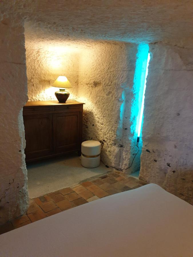 Gite Troglodyte Les Iris Villiers-sur-Loir Exterior photo
