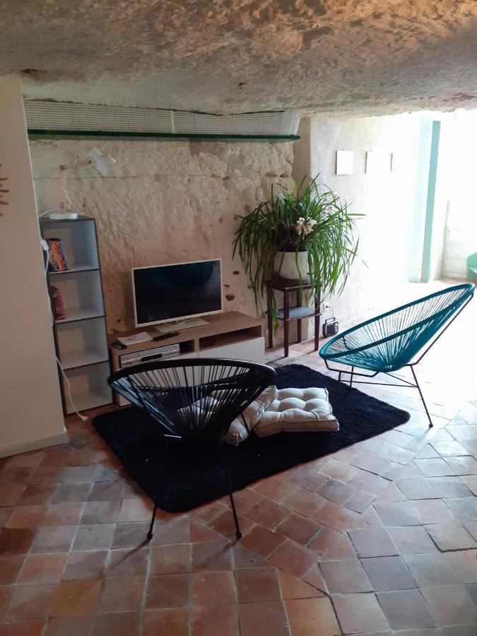 Gite Troglodyte Les Iris Villiers-sur-Loir Exterior photo